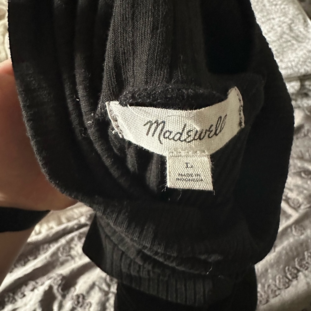 Madewell turtle neck shirt